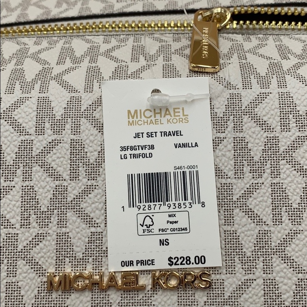 Michael Kors Michael Kors Jet Set Travel Trifold - Picture 15 of 16